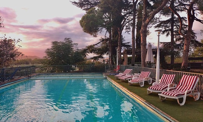 Tordera House | Holiday Home 'Tordera Village' with Mountain View, Private Pool and Wi-Fi