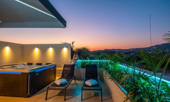 Tsikalaria House | Delight Residences - K5 | Rooftop Jacuzzi