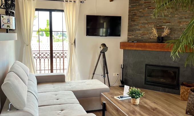Betera Apartment | Bright boutique loft 5 min from the subway