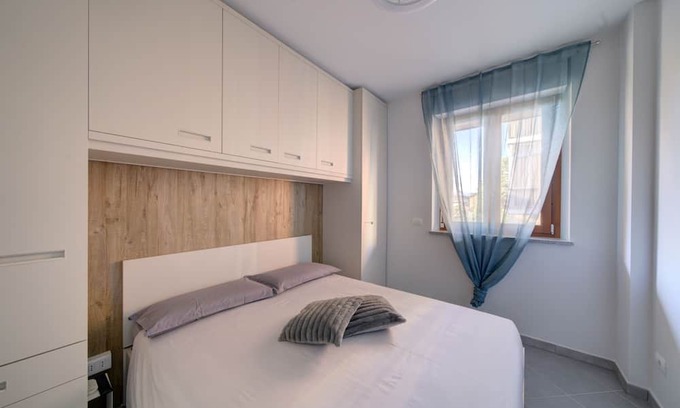 Rivoli Apartment | SGHouse apartment with free parking