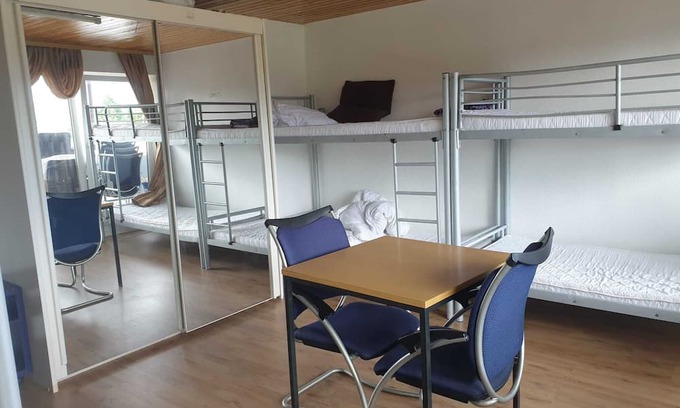 Ditzingen Apartment | 6-bed vacation apartment for employees with terrace