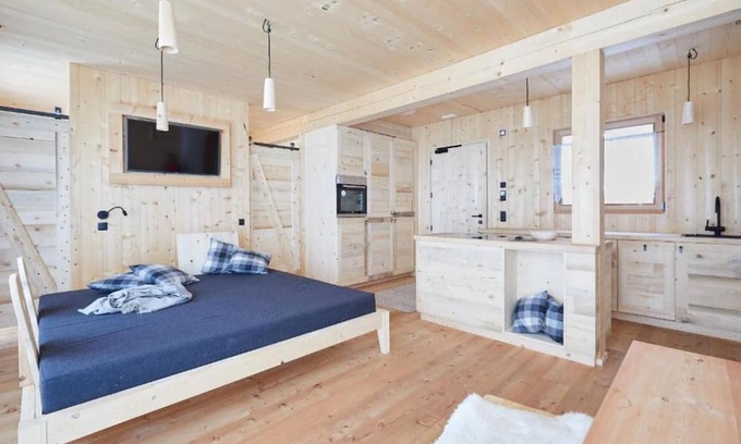 Valle di Casies Apartment | Chalet 'Groudo Michl 4' with Mountain View, Shared Terrace and Wi-Fi
