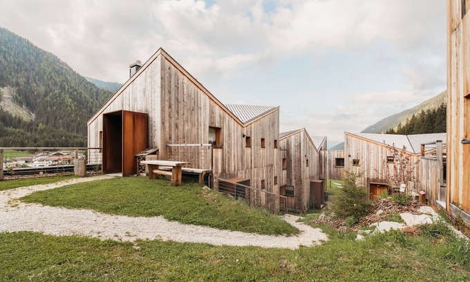 Prateria Apartment | Apartment 'Blasla Sterngugga' with Mountain View, Private Terrace and Wi-Fi