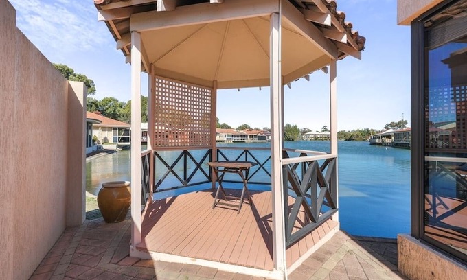 South Yunderup House | Beauty Between Lake & River