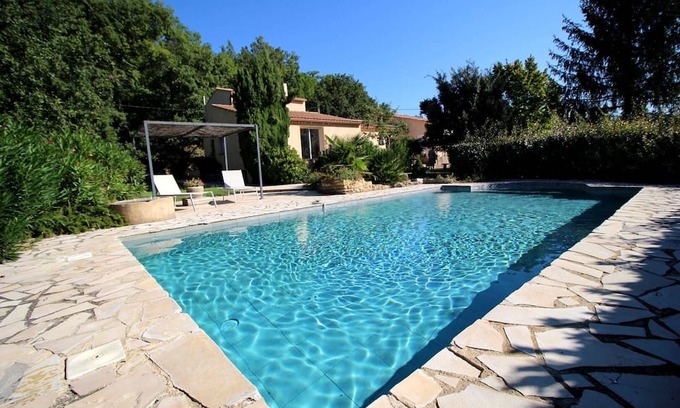 Puymeras House | Holiday rental near Vaison-la-Romaine, Vaucluse, private swimming pool, pets allowed (1).