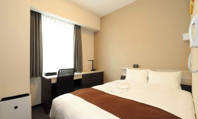 Higashishinsaibashi Hotel | Nonsmoking Standard Double Room Room only/Osaka Ōsaka