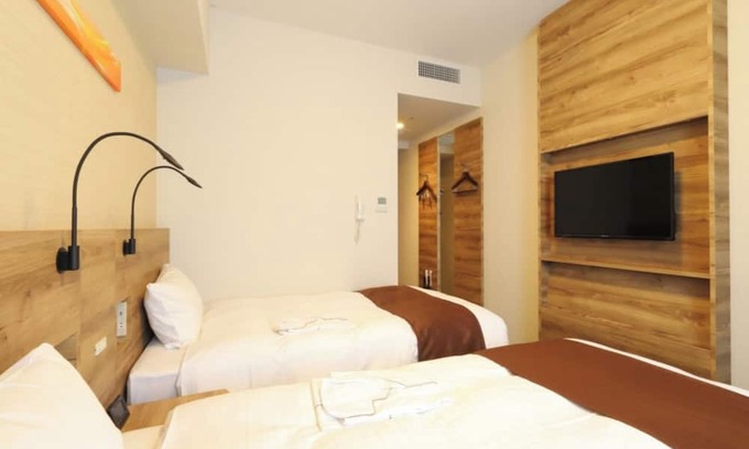 Higashishinsaibashi Hotel | Smoking Allowed Standard Twin Room Room Only/Osaka Ōsaka