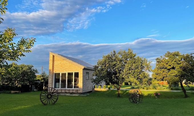 Musestre Cottage | Modern cottage surrounded by nature