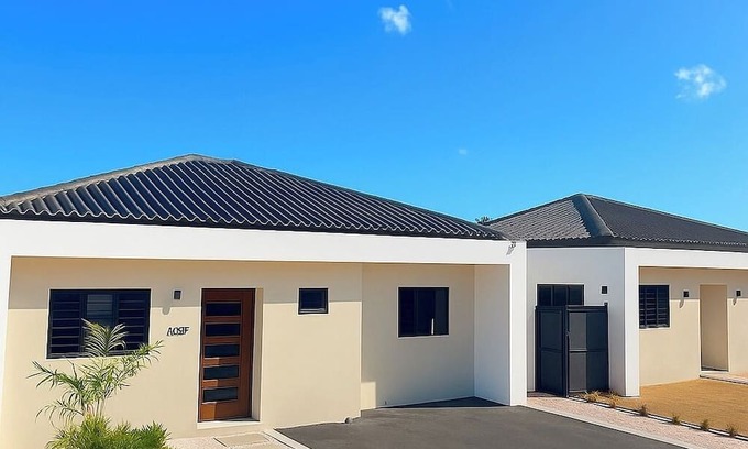 Santa Rosa House | Family-friendly tropical villa