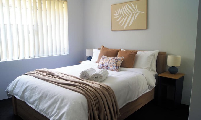 Baldivis House | Spacious 4 Bedroom Baldivis Home – Sleeps 8 Comfortably