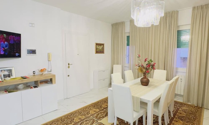 Quartiere XI Portuense Apartment | Marconi house - A step away from Trastevere