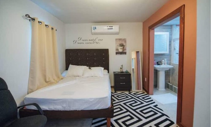 Piggotts Apartment | Blu Halo certified - Angela's Place