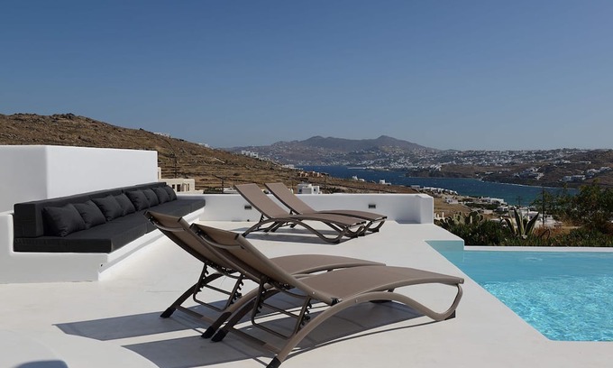 Agios Ioannis Villa | My Rental Homes - Villa Gazelia with terrace, private swimming pool and sea view