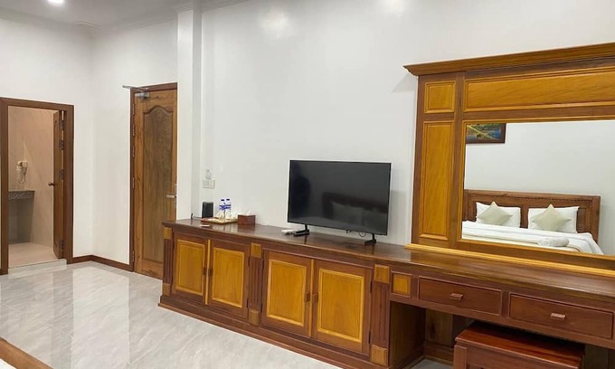 Svay Pao Villa | Piseth Private Villa Hotel