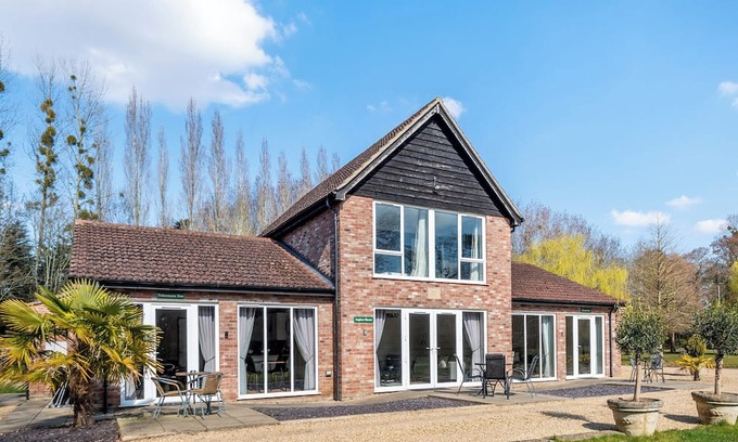 Denver Cottage | Anglers Haven - UK49128