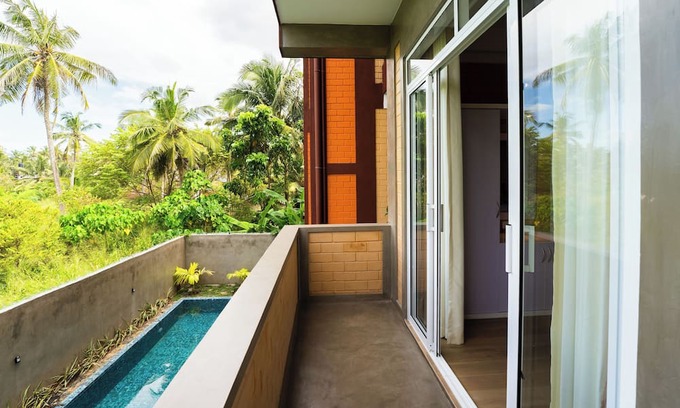 Hikkaduwa Villa | A Luxurious Retreat with Tranquil Spa Escape in Hikkaduwa