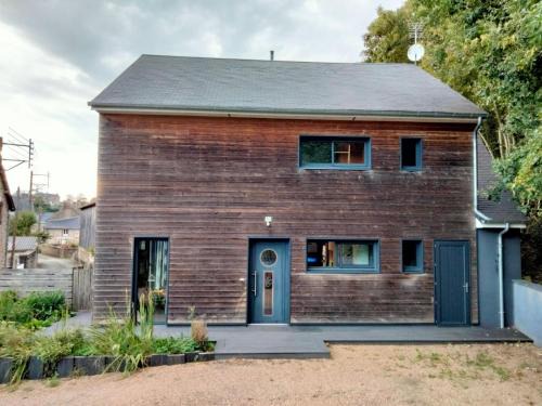Ambrieres-les-Vallees House | Maison d'hôtes Ambriere les vallées/ vélo Francette